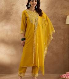 Women Floral Embroidered Regular Thread Work Kurta with Trousers & With Dupatta