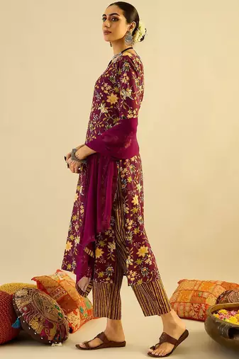 Floral Printed V-Neck Pure Cotton Straight Kurta With Trousers & Dupatta