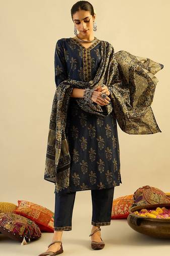 Navy Blue Floral Printed V-Neck Pure Cotton Kurta with Trousers & Dupatta