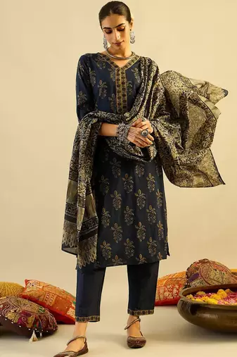 Navy Blue Floral Printed V-Neck Pure Cotton Kurta with Trousers & Dupatta