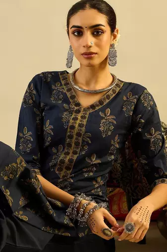 Navy Blue Floral Printed V-Neck Pure Cotton Kurta with Trousers & Dupatta