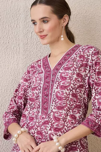 Paisley Printed V-Neck Pure Cotton Straight Kurta With Trousers