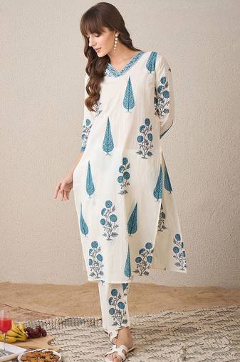 Floral Printed V-Neck Pure Cotton Kurta With Trouser