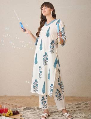 Floral Printed V-Neck Pure Cotton Kurta With Trouser 4