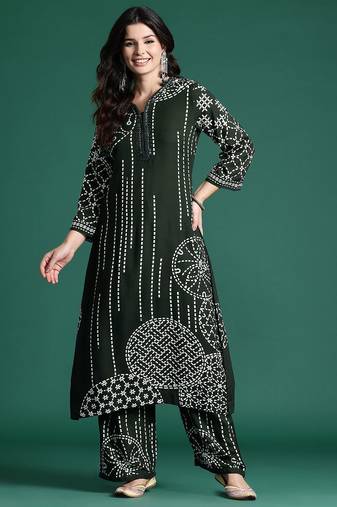 Printed Beads & Stones Kurta with Trousers