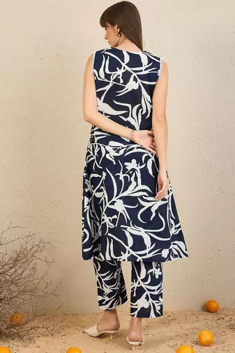 Women Printed Regular Pure Cotton Kurta with Trousers