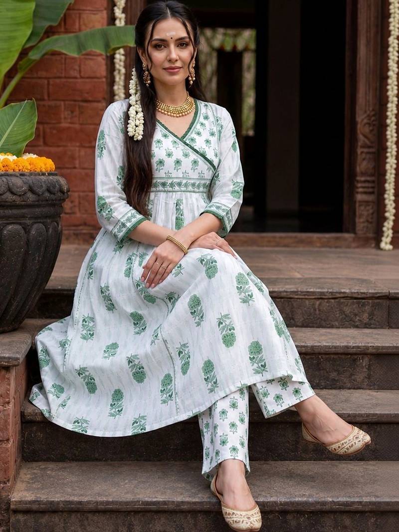 Women Floral Printed Angrakha Pure Cotton Kurta with Trousers