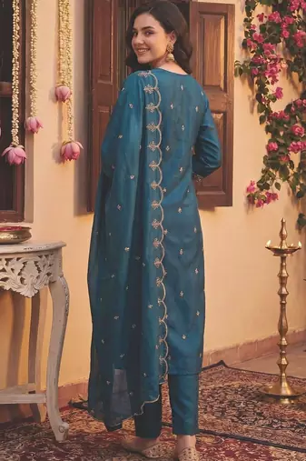 Women Ethnic Motifs Embroidered Regular Sequinned Kurta with Trousers & With Dupatta