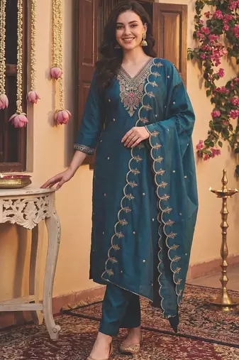 Women Ethnic Motifs Embroidered Regular Sequinned Kurta with Trousers & With Dupatta