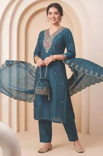 Women Ethnic Motifs Embroidered Kurta with Trousers & With Dupatta