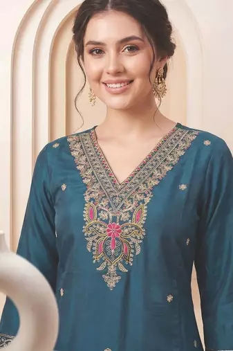 Women Ethnic Motifs Embroidered Kurta with Trousers & With Dupatta