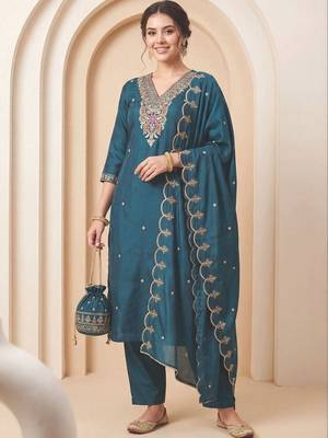 Women Ethnic Motifs Embroidered Kurta with Trousers & With Dupatta 6