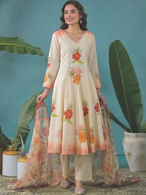 Women Floral Printed Panelled Pure Cotton Kurta with Trousers & With Dupatta 1