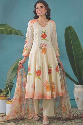 Women Floral Printed Panelled Pure Cotton Kurta with Trousers & With Dupatta