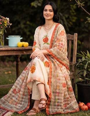 Women Floral Printed Regular Thread Work Pure Cotton Kurta with Trousers & With Dupatta 1