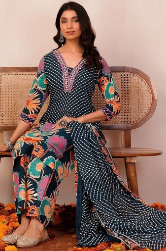 Women Floral Printed Regular Thread Work Pure Cotton Kurta with Palazzos & With Dupatta