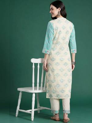 Women Floral Printed Regular Beads and Stones Pure Cotton Kurta with Trousers 3