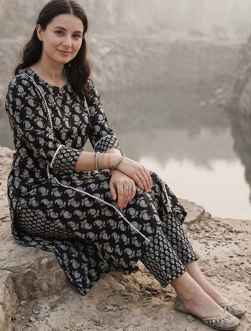 Women Paisley Printed Panelled Mirror Work Pure Cotton Kurta with Trousers