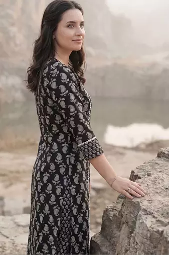 Women Paisley Printed Panelled Mirror Work Pure Cotton Kurta with Trousers
