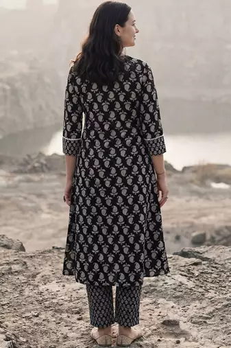 Women Paisley Printed Panelled Mirror Work Pure Cotton Kurta with Trousers