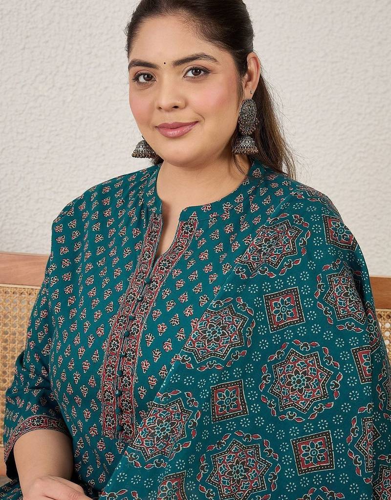 Plus Size Printed Regular Pure Cotton Kurta with Trousers & With Dupatta