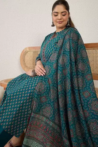 Plus Size Printed Regular Pure Cotton Kurta with Trousers & With Dupatta