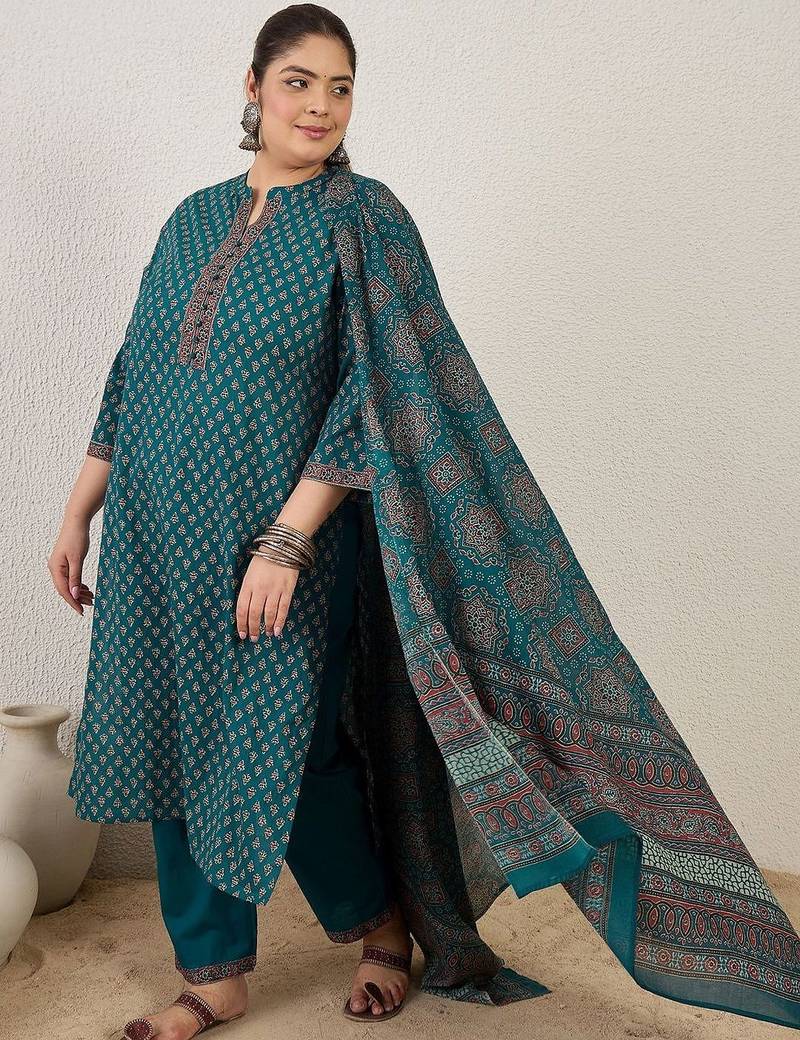 Plus Size Printed Regular Pure Cotton Kurta with Trousers & With Dupatta