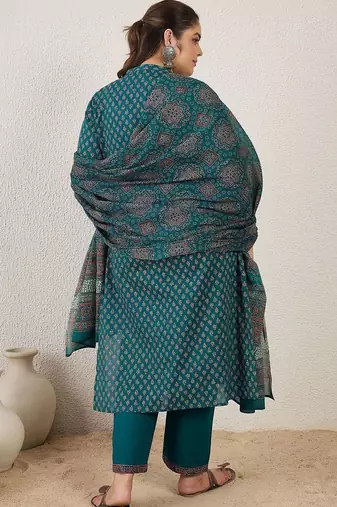Plus Size Printed Regular Pure Cotton Kurta with Trousers & With Dupatta