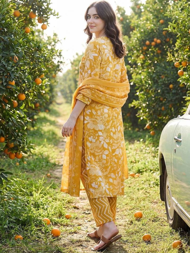 Women Floral Printed Regular Mirror Work Kurta with Trousers & With Dupatta