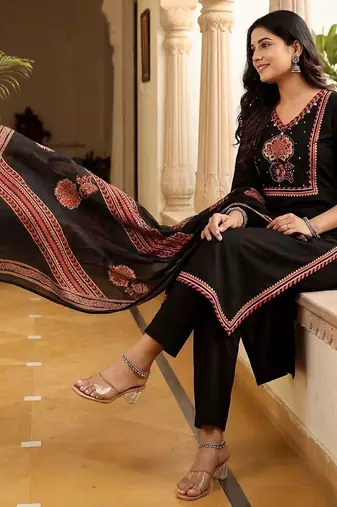 Women Ethnic Motifs Printed Regular Mirror Work Pure Cotton Kurta with Trousers & With Dupatta