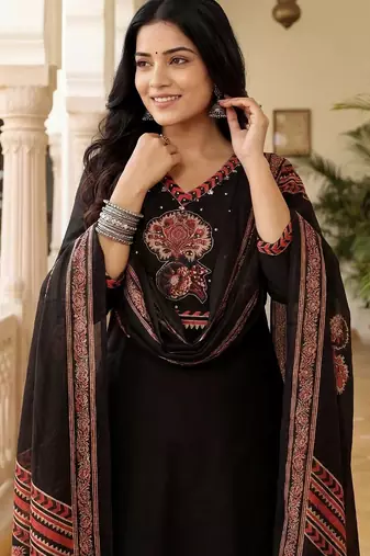 Women Ethnic Motifs Printed Regular Mirror Work Pure Cotton Kurta with Trousers & With Dupatta