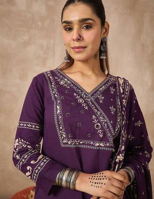 Women Ethnic Motifs Printed Regular Mirror Work Pure Cotton Kurta with Trousers & With Dupatta 3