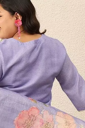 Plus Size Floral Printed Regular Kurta with Trousers & With Dupatta