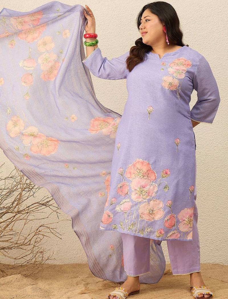 Plus Size Floral Printed Regular Kurta with Trousers & With Dupatta