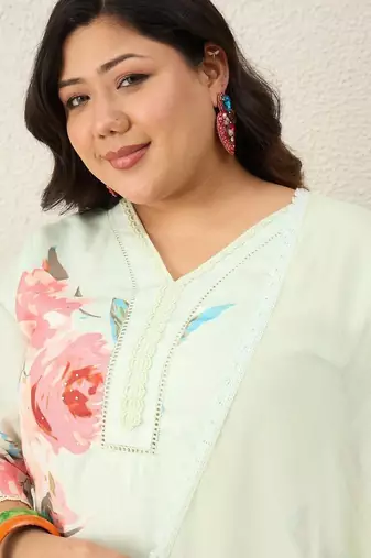 Plus Size Floral Printed Regular Kurta with Trousers & With Dupatta