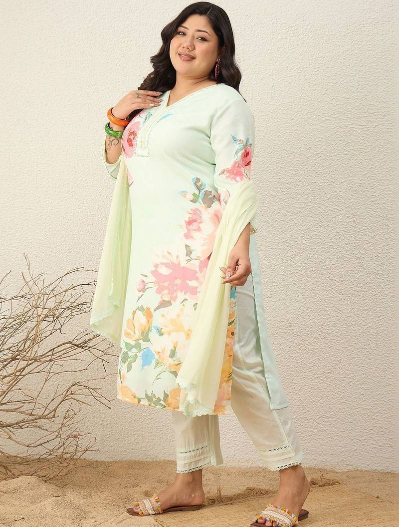 Plus Size Floral Printed Regular Kurta with Trousers & With Dupatta
