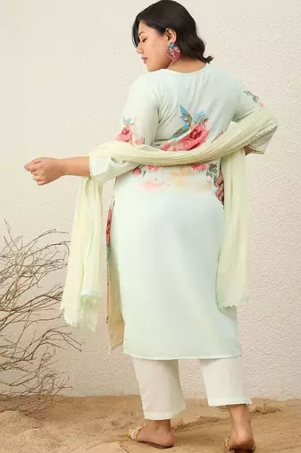 Plus Size Floral Printed Regular Kurta with Trousers & With Dupatta