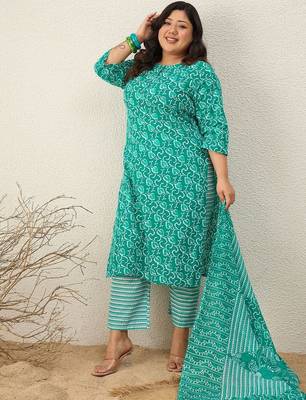 Plus Size Motifs Printed Regular Kurta with Trousers & With Dupatta 1