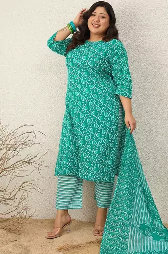 Plus Size Motifs Printed Regular Kurta with Trousers & With Dupatta