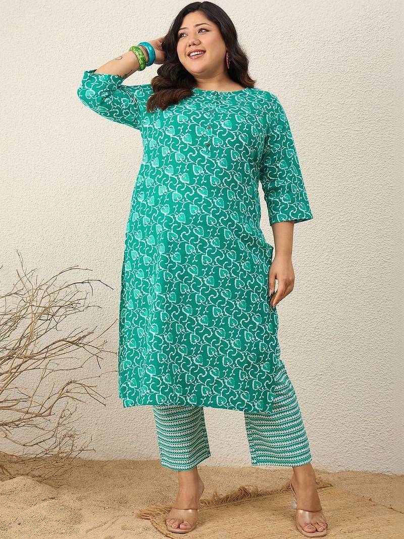 Plus Size Motifs Printed Regular Kurta with Trousers & With Dupatta