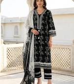 Women Floral Printed Regular Thread Work Pure Cotton Kurta with Trousers & With Dupatta