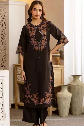 Women Floral Embroidered Regular Thread Work Kurta with Palazzos