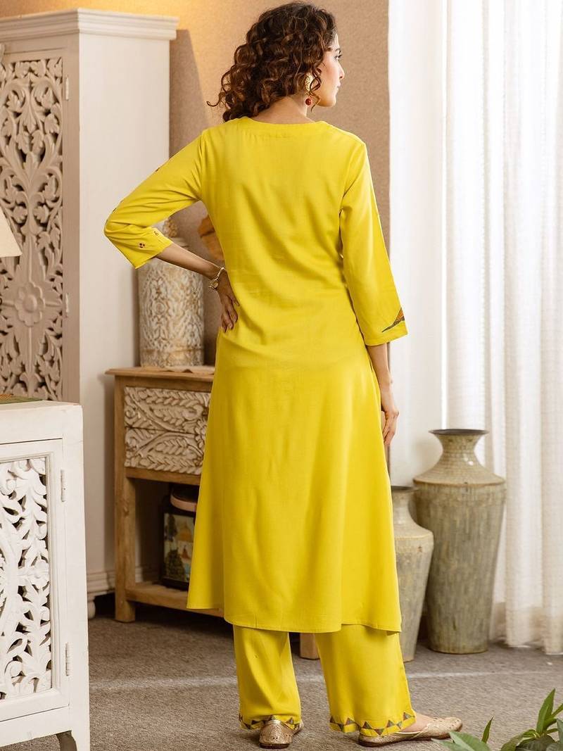 Women Ethnic Motifs Printed Regular Kurta with Palazzos