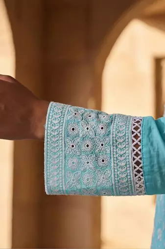 Women Ethnic Motifs Embroidered Regular Thread Work Pure Cotton Kurta with Trousers & With Dupatta