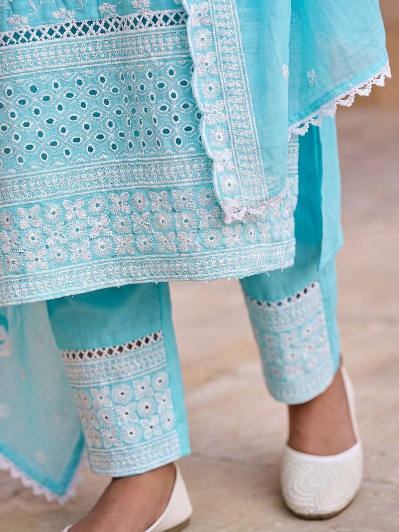 Women Ethnic Motifs Embroidered Regular Thread Work Pure Cotton Kurta with Trousers & With Dupatta