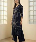 Women Floral Embroidered Regular Thread Work Kurta with Palazzos