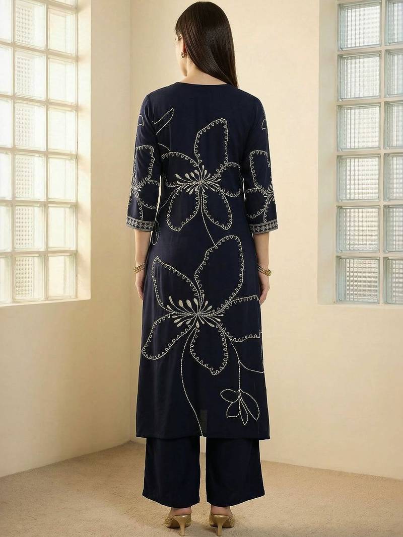 Women Floral Embroidered Regular Thread Work Kurta with Palazzos