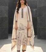 Women Floral Printed Regular Linen Kurta with Trousers & With Dupatta