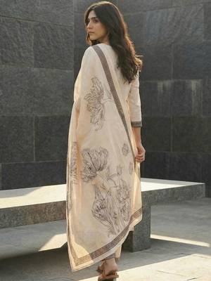 Women Floral Printed Regular Linen Kurta with Trousers & With Dupatta 3