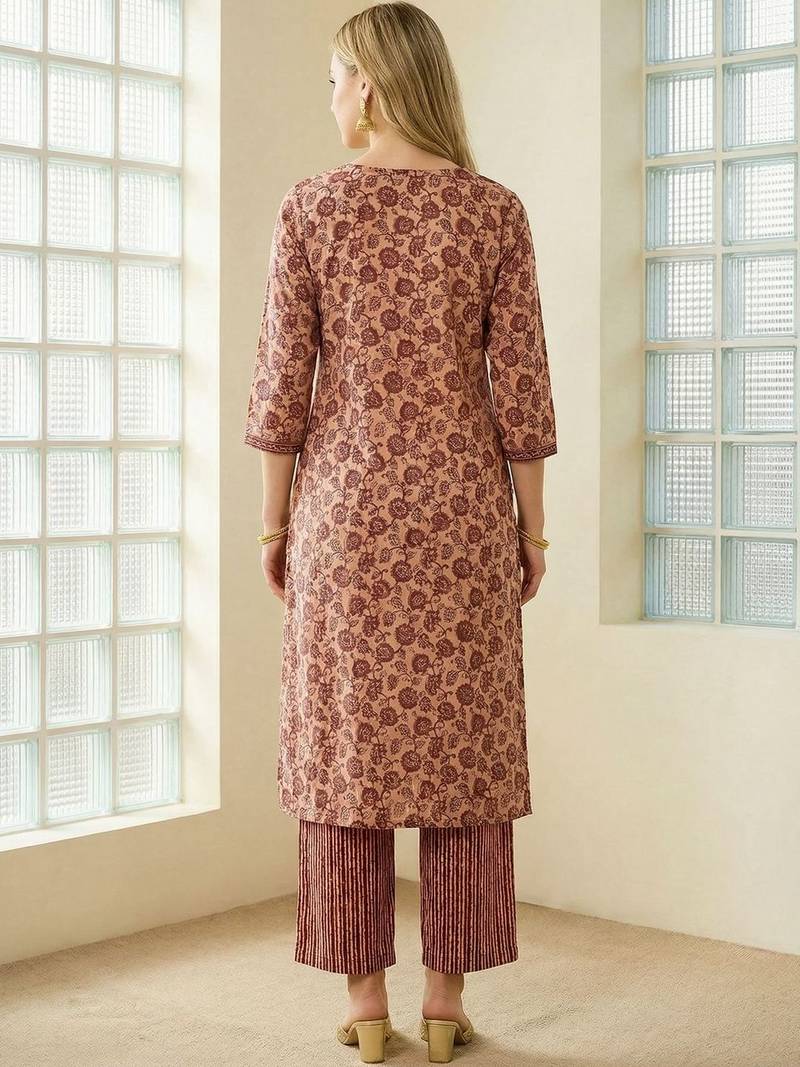 Women Floral Printed Regular Pure Cotton Kurta with Trousers & With Dupatta